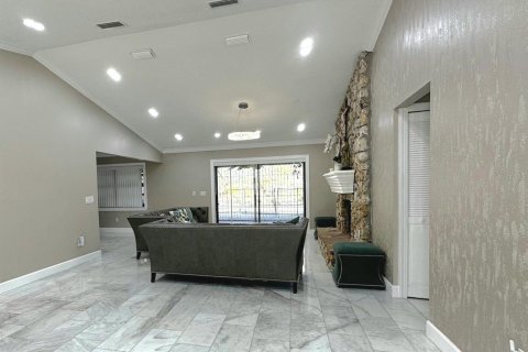 House in Windermere, Florida 4 bedrooms, 244.89 sq.m. № 1658615 - photo 9