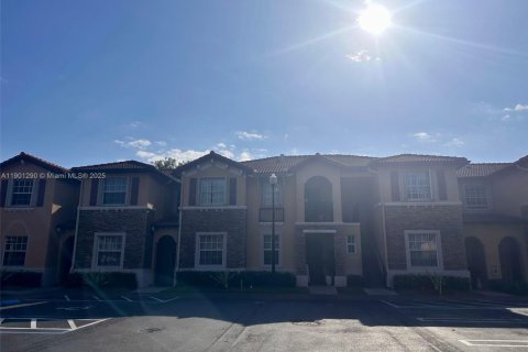 Снять в аренду кондоминиум в Хомстед, Флорида 3 спальни, 98.66м2, № 1952369 - фото 20