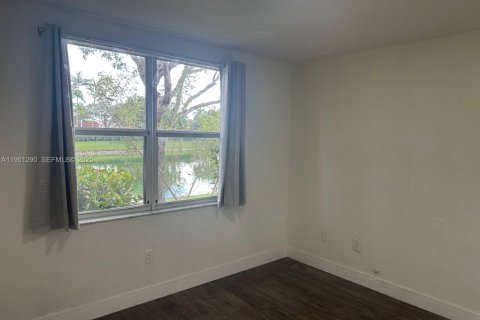 Copropriété à louer à Homestead, Floride: 3 chambres, 98.66 m2 № 1952369 - photo 27