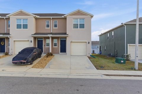 Duplex à Davenport, Floride 3 chambres, 138.24 m2 № 2342599