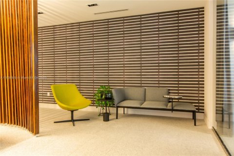 Immobilier commercial à vendre à Miami, Floride № 1825647 - photo 4