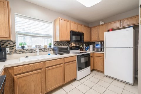 Touwnhouse à vendre à Valrico, Floride: 2 chambres, 122.17 m2 № 1903665 - photo 10