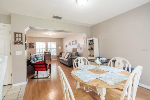 Touwnhouse à vendre à Valrico, Floride: 2 chambres, 122.17 m2 № 1903665 - photo 7