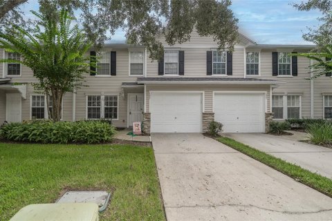 Touwnhouse à vendre à Valrico, Floride: 2 chambres, 122.17 m2 № 1903665 - photo 1