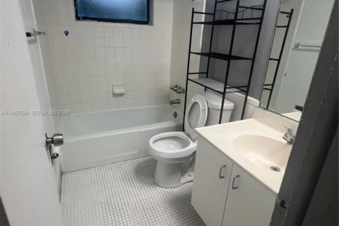 Снять в аренду кондоминиум в Корал-Спрингс, Флорида 2 спальни, 88.26м2, № 2004283 - фото 10