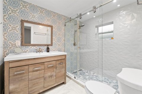 House in Miami, Florida 3 bedrooms, 122.26 sq.m. № 1942231 - photo 14