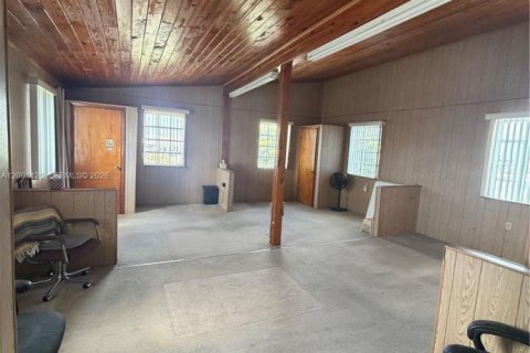 Villa ou maison à vendre à Miami, Floride: 5 chambres, 211.82 m2 № 2071801 - photo 9