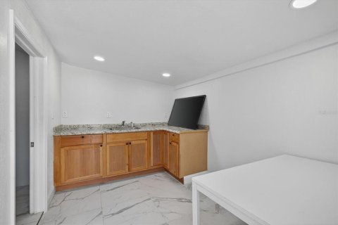 Casa en venta en Tampa, Florida, 3 dormitorios, 106.09 m2 № 1885163 - foto 29