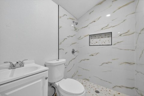 Casa en venta en Tampa, Florida, 3 dormitorios, 106.09 m2 № 1885163 - foto 30