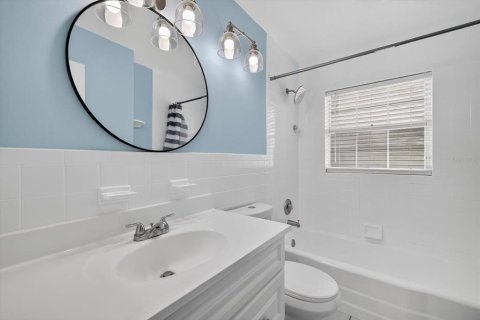 Casa en venta en Tampa, Florida, 3 dormitorios, 106.09 m2 № 1885163 - foto 24