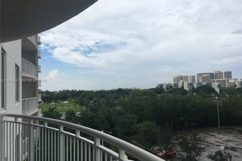 Copropriété à louer à Hallandale Beach, Floride: 2 chambres, 132.39 m2 № 2325724 - photo 11