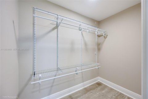 Condominio en venta en Coral Springs, Florida, 2 dormitorios, 89 m2 № 1982562 - foto 16