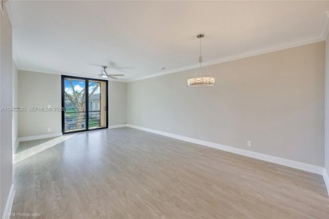 Condominio en venta en Coral Springs, Florida, 2 dormitorios, 89 m2 № 1982562 - foto 4