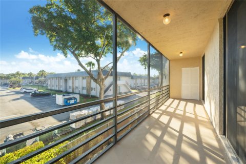 Condominio en venta en Coral Springs, Florida, 2 dormitorios, 89 m2 № 1982562 - foto 15