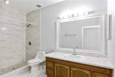 Duplex in Orlando, Florida 7 bedrooms, 353.96 sq.m. № 1804949 - photo 22