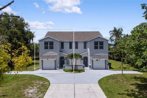 Duplex in Orlando, Florida 7 bedrooms, 353.96 sq.m. № 1804949 - photo 27