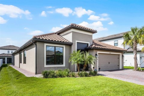 Villa ou maison à vendre à Kissimmee, Floride: 4 chambres, 190.45 m2 № 1826437 - photo 1