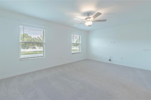 Townhouse in Land O' Lakes, Florida 3 bedrooms, 151.8 sq.m. № 1851484 - photo 10