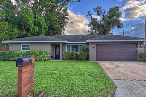 House in Bradenton, Florida 3 bedrooms, 166.2 sq.m. № 2339341
