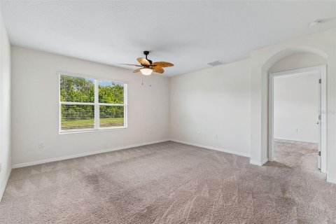 Casa en venta en Zephyrhills, Florida, 4 dormitorios, 171.5 m2 № 2095764 - foto 29
