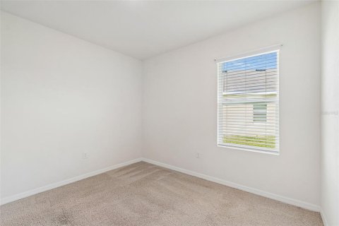 Casa en venta en Zephyrhills, Florida, 4 dormitorios, 171.5 m2 № 2095764 - foto 13