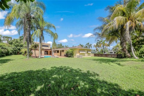 Villa ou maison à vendre à Miami, Floride: 4 chambres, 270.53 m2 № 1887490 - photo 20