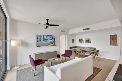 Condominio en venta en Miami, Florida, 2 dormitorios, 85.1 m2 № 1762711 - foto 8