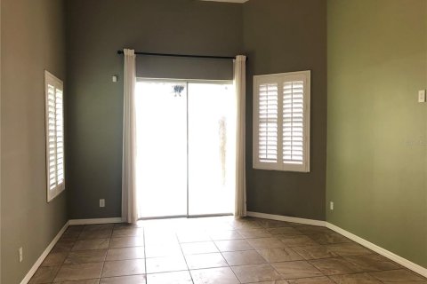 Casa en alquiler en Tampa, Florida, 4 dormitorios, 216.74 m2 № 1914552 - foto 12