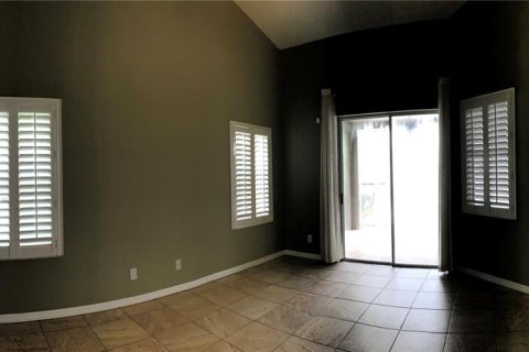 Casa en alquiler en Tampa, Florida, 4 dormitorios, 216.74 m2 № 1914552 - foto 11
