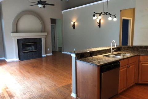 Casa en alquiler en Tampa, Florida, 4 dormitorios, 216.74 m2 № 1914552 - foto 9
