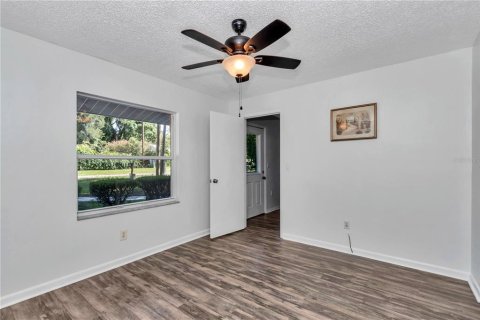 Снять в аренду виллу или дом в Белвью, Флорида 3 комнаты, 130.43м2, № 1917404 - фото 19