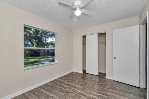 Снять в аренду виллу или дом в Белвью, Флорида 3 комнаты, 130.43м2, № 1917404 - фото 22