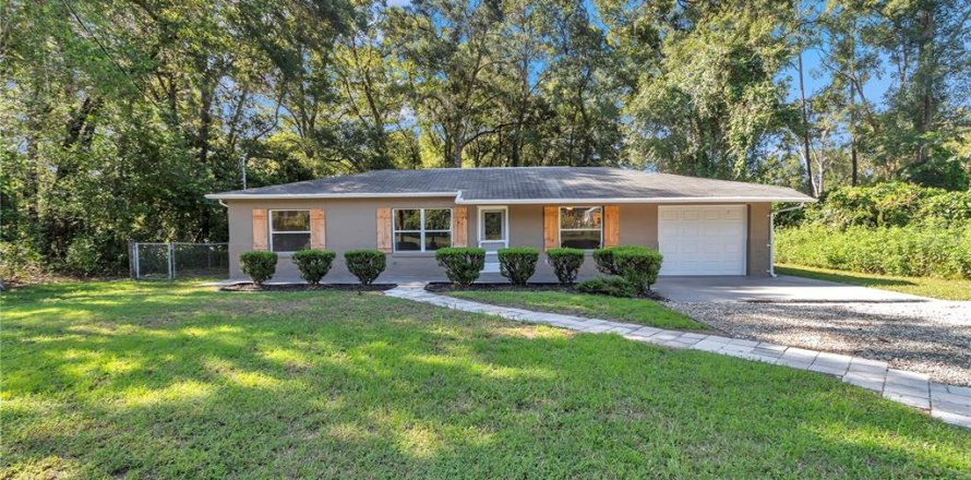 Casa en Belleview, Florida 3 dormitorios, 130.43 m2 № 1917404