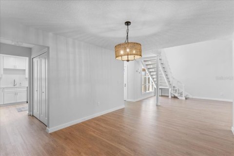 Townhouse in Ormond Beach, Florida 3 bedrooms, 109.53 sq.m. № 1826955 - photo 17