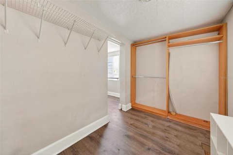 Duplex à vendre à Orlando, Floride: 3 chambres, 141.03 m2 № 2291055 - photo 14