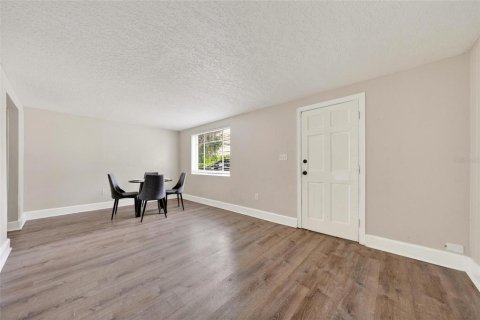 Duplex à vendre à Orlando, Floride: 3 chambres, 141.03 m2 № 2291055 - photo 4