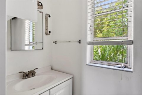 Duplex à vendre à Orlando, Floride: 3 chambres, 141.03 m2 № 2291055 - photo 21