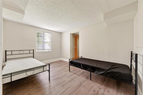 Duplex à vendre à Orlando, Floride: 3 chambres, 141.03 m2 № 2291055 - photo 12