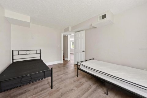 Duplex à vendre à Orlando, Floride: 3 chambres, 141.03 m2 № 2291055 - photo 13