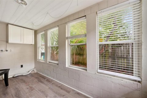 Duplex à vendre à Orlando, Floride: 3 chambres, 141.03 m2 № 2291055 - photo 9