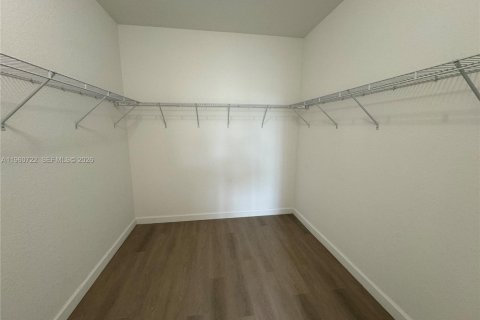 Adosado en alquiler en Homestead, Florida, 3 dormitorios, 169.73 m2 № 2022013 - foto 13