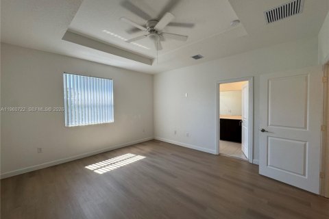 Снять в аренду таунхаус в Хомстед, Флорида 3 спальни, 169.73м2, № 2022013 - фото 28