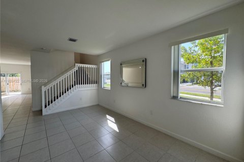 Adosado en alquiler en Homestead, Florida, 3 dormitorios, 169.73 m2 № 2022013 - foto 8