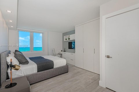 Снять в аренду кондоминиум в Майами-Бич, Флорида 2 спальни, 89.19м2, № 2077584 - фото 17