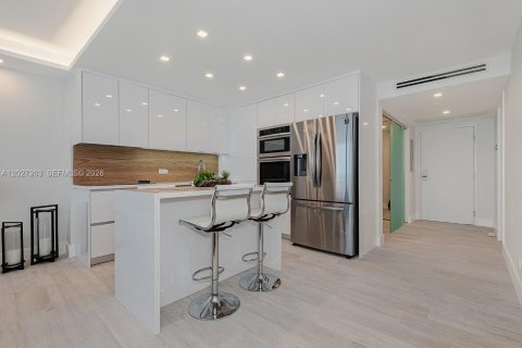 Снять в аренду кондоминиум в Майами-Бич, Флорида 2 спальни, 89.19м2, № 2077584 - фото 5