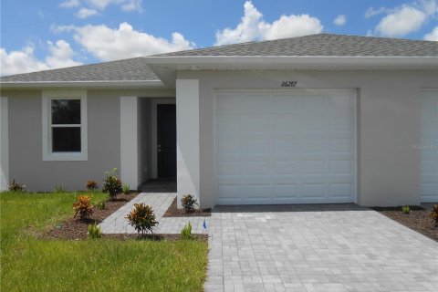 Appartement à louer à Punta Gorda, Floride: 3 chambres, 125.42 m2 № 1525481 - photo 1