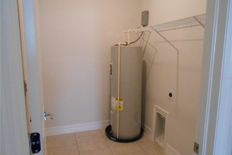 Apartamento en alquiler en Punta Gorda, Florida, 3 dormitorios, 125.42 m2 № 1525481 - foto 11
