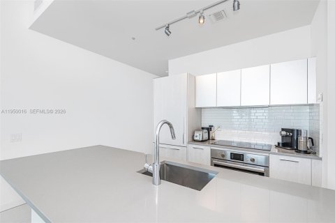 Copropriété à vendre à Miami, Floride: 2 chambres, 93.27 m2 № 2089372 - photo 11