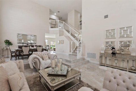 Casa en venta en Miramar, Florida, 6 dormitorios, 378.3 m2 № 2034179 - foto 5