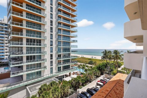 Copropriété à vendre à Miami Beach, Floride: 2 chambres, 126.35 m2 № 1924572 - photo 24